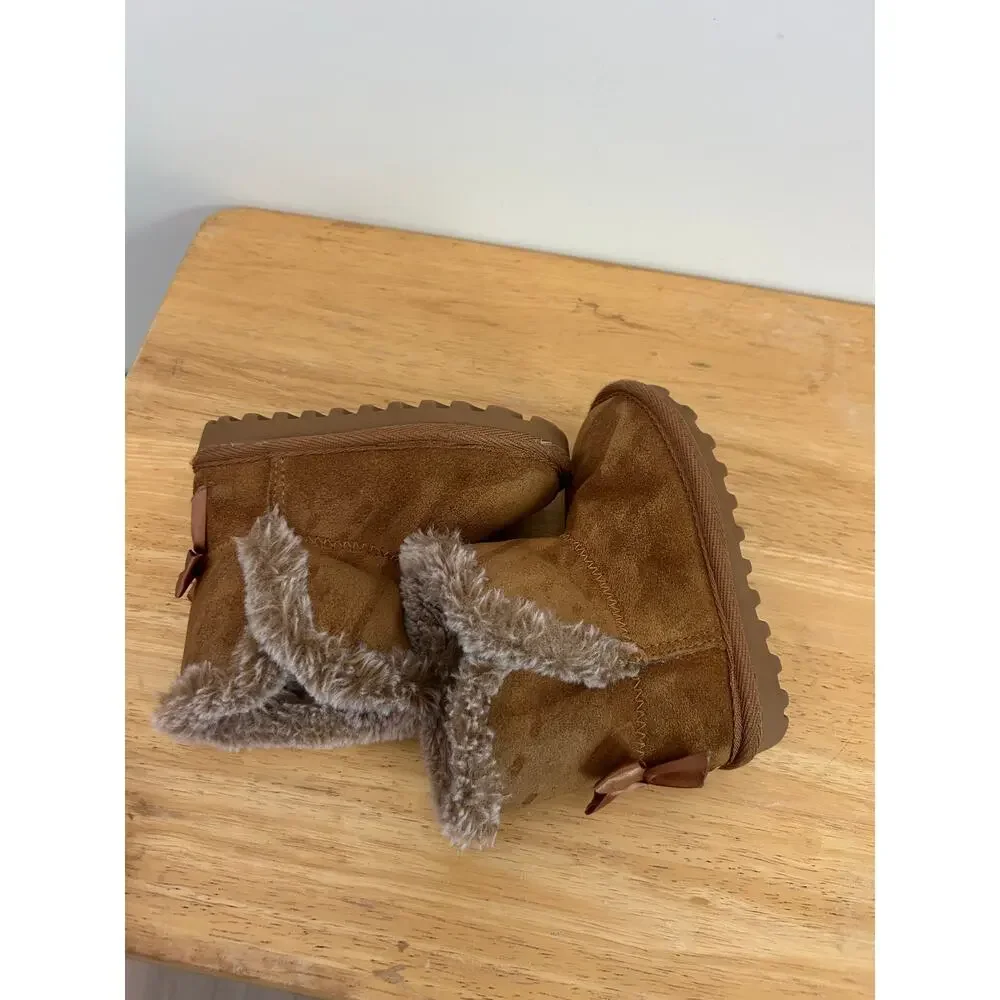 Bearpaw Toddler Girl Suede Boots Size 6 – Bow Back, Shearling Lined